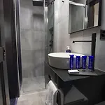 Shed 3* 韦尔比耶