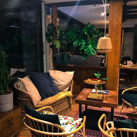 酒店 Shed